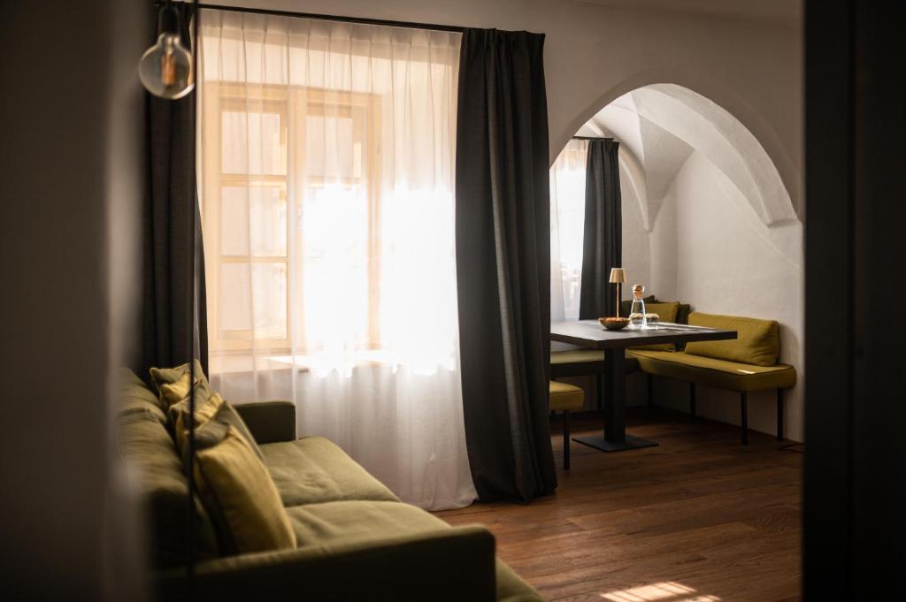 flurin Suites - 5