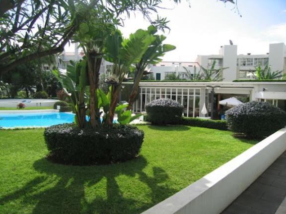 Suite Hotel Jardins Da Ajuda — Swimming pool in Funchal, Madeira