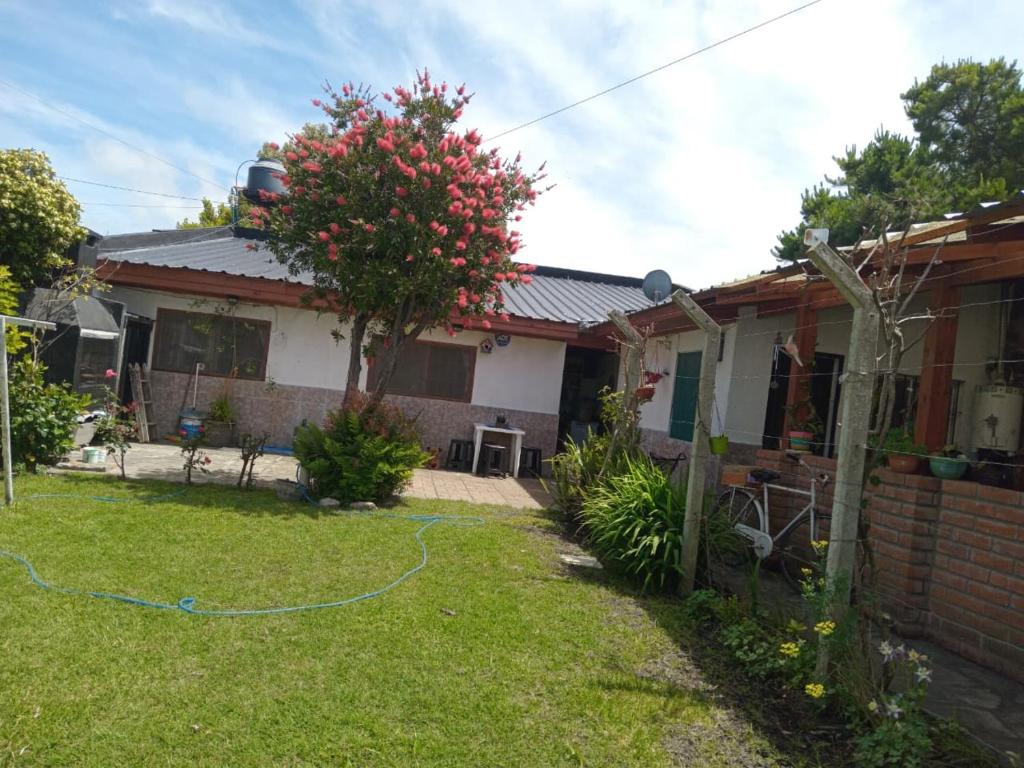 Nahomi House - 5