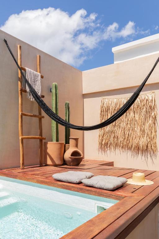 Boho Style Penthouse with Private Pool 150 Wifi - 1