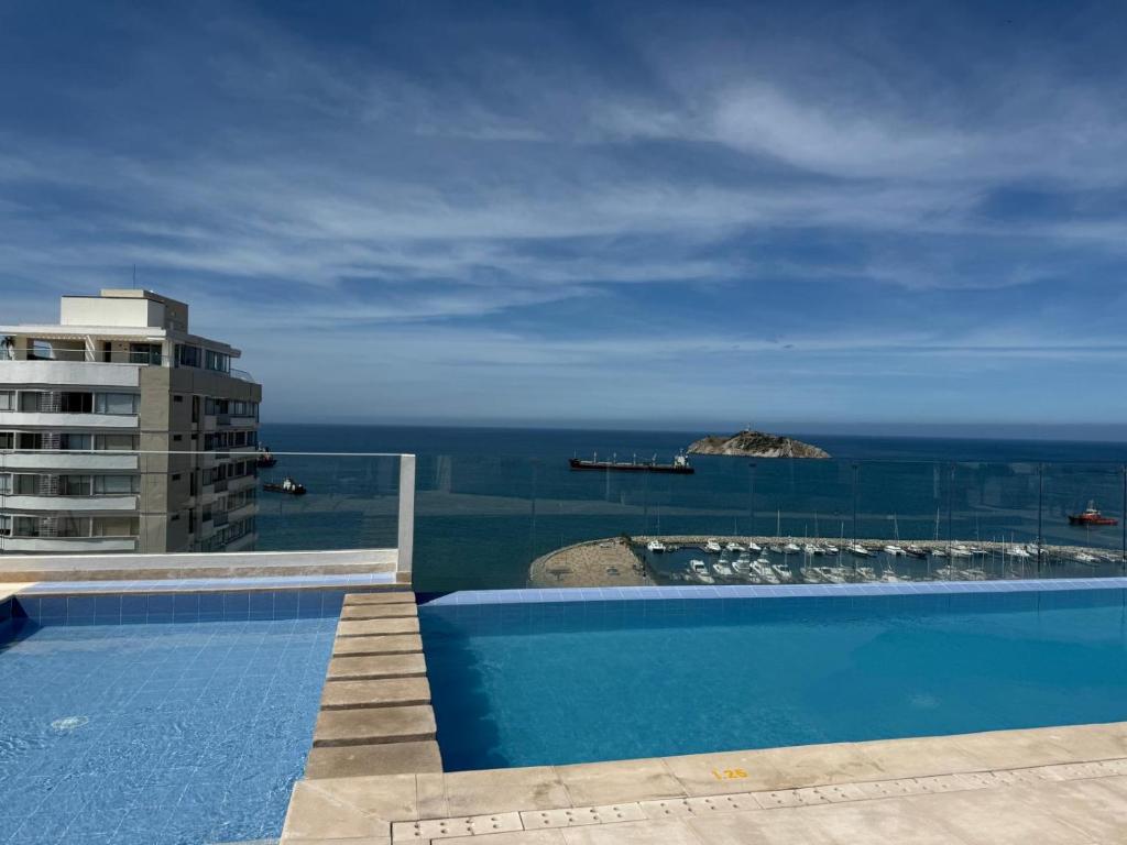 Coastal apartment with pool access and viewpoint - 2