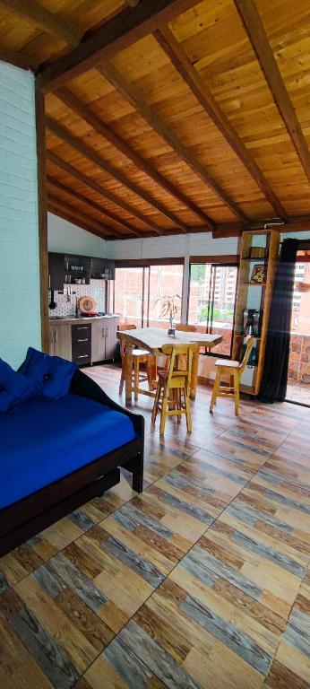 Family accommodation in downtown Itagüí - 4