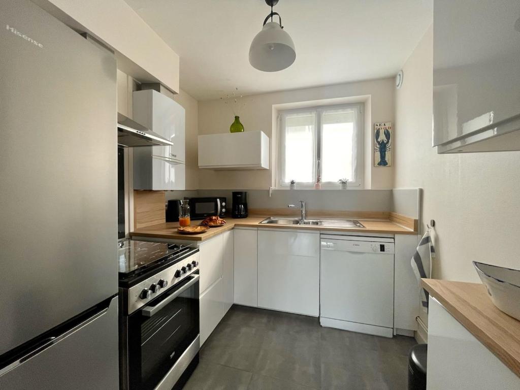 Grand appartement - Une chambre - Plages & Centre à pied - 4