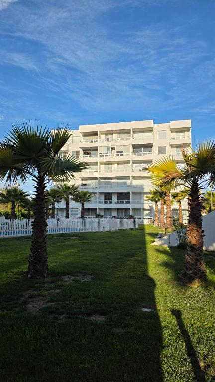 Apartment steps away from the beach - 2
