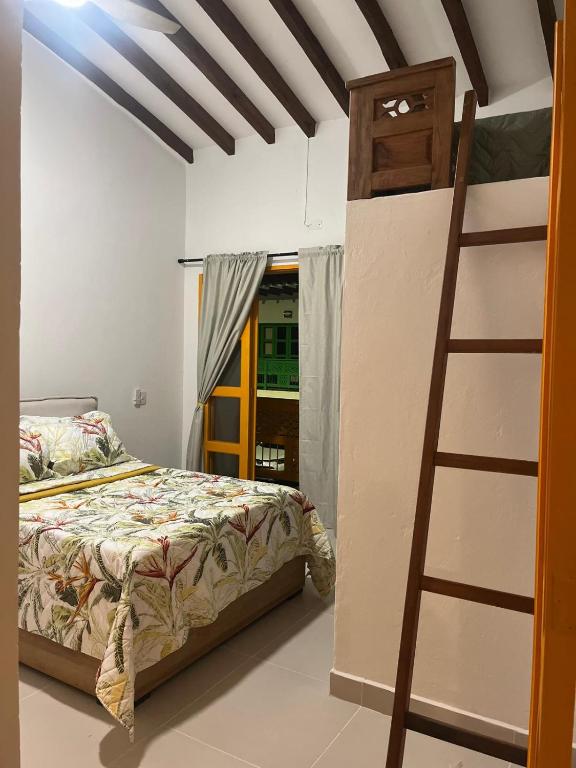 Jerico Poets Balcony House - 5