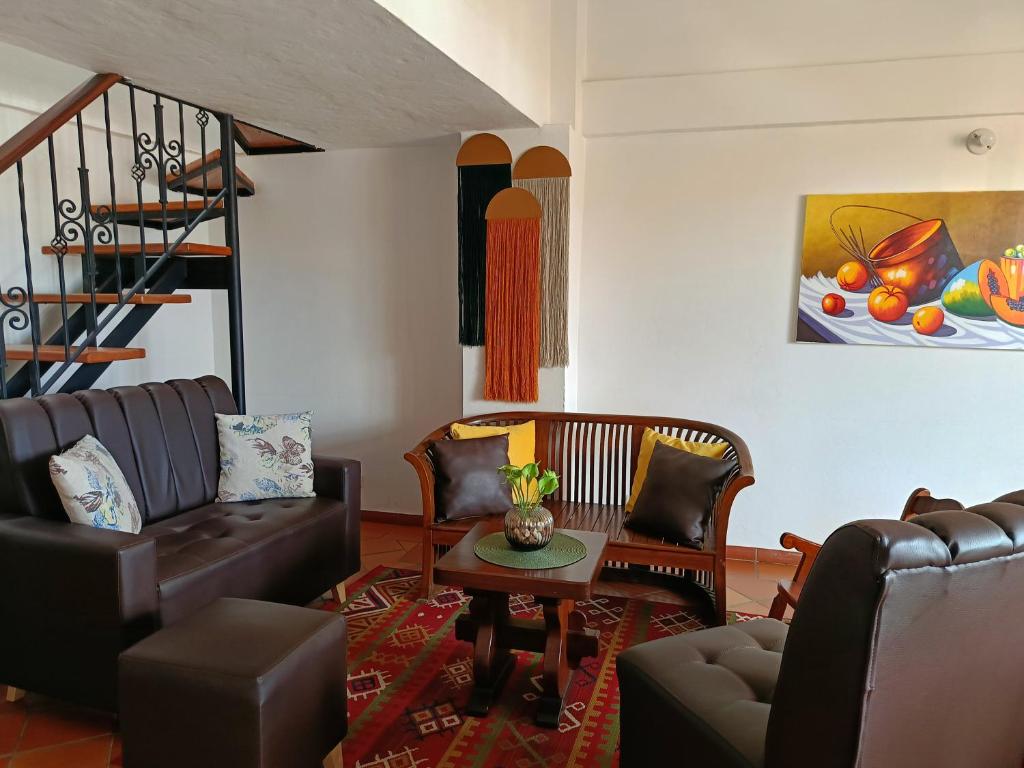 Hermoso apartamento familiar con parqueadero a 4 cuadras de la plaza - 1