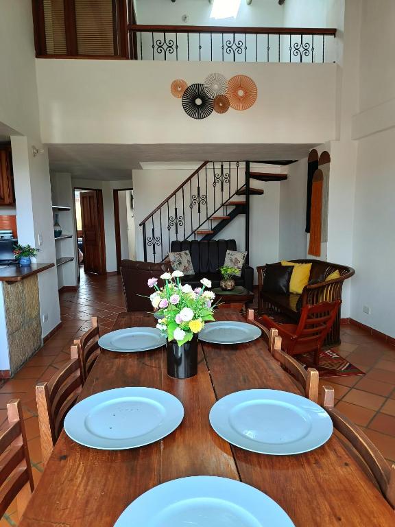 Hermoso apartamento familiar con parqueadero a 4 cuadras de la plaza - 4