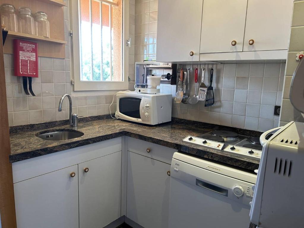 Duplex à Bormes-les-Mimosas, proche plage, garage - FR-1-251-910 - 4