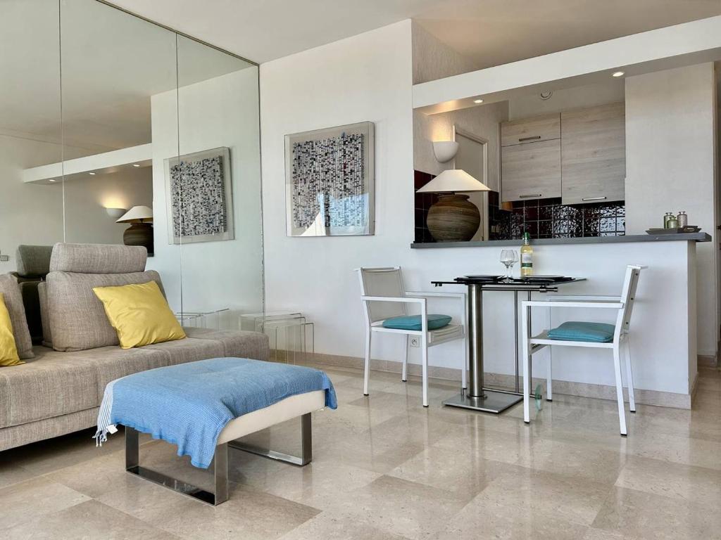 Appartement Contemporain 2 Pièces – Villeneuve-Loubet Plage - FR-1-252A-139 - 5