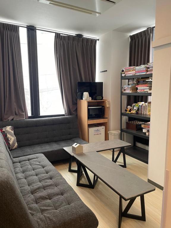 Shared lounge/TV area