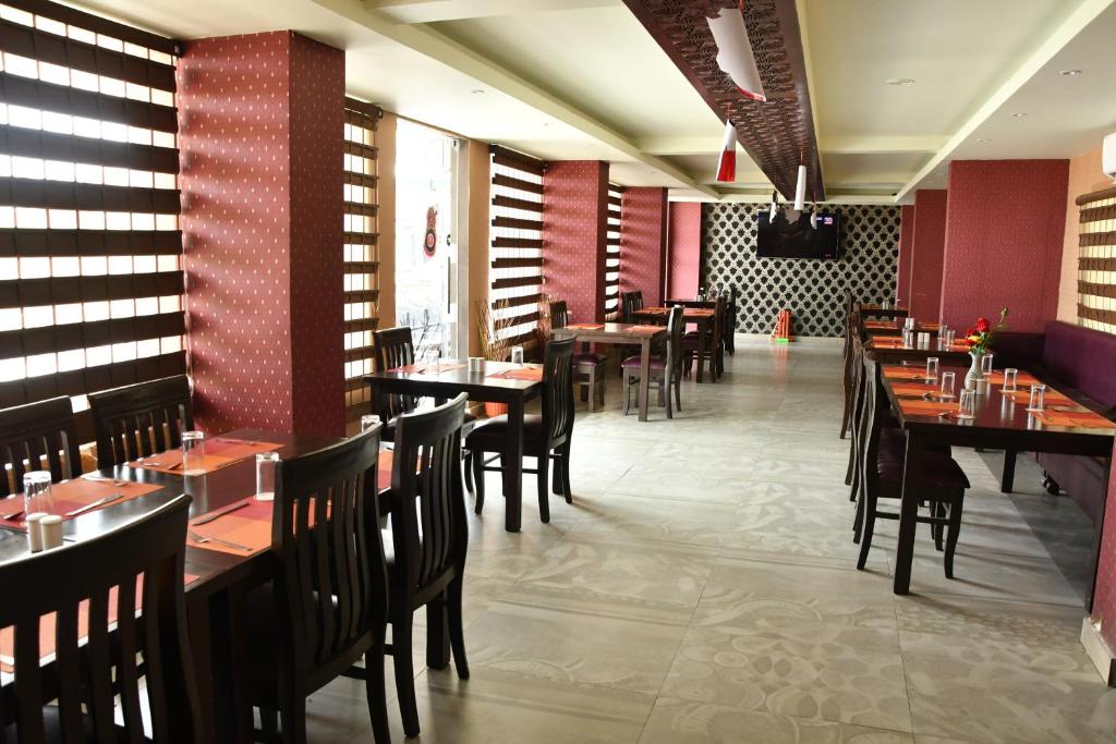 CHINMAYE INN 부대시설