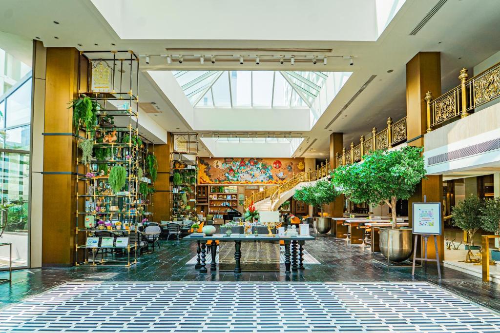 フロント・ロビー