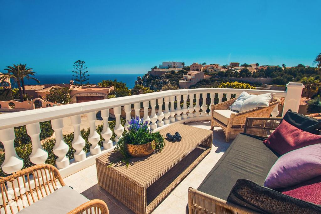 Villa Sea Breeze by Abahana Villas - 5