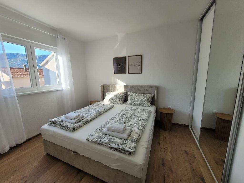 Apartman Holiday Self Check-in, Free parking - 5