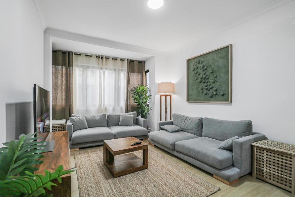 Canteras Modern 2BR - 4