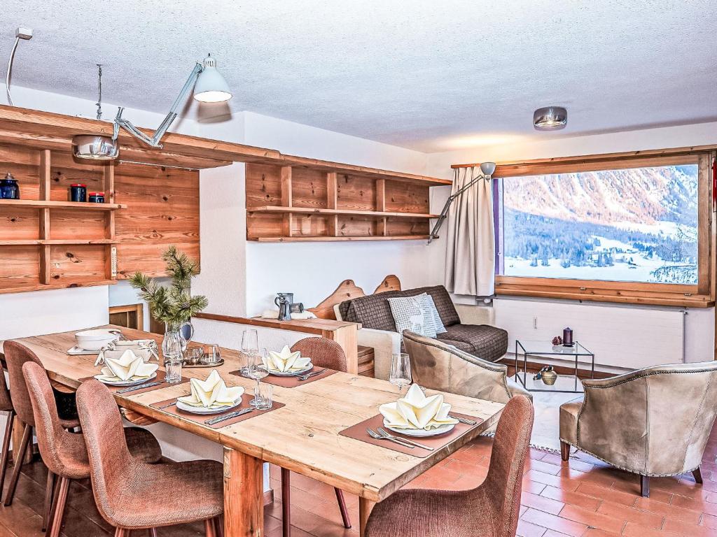 Apartment Chesa La Drosa AB by Interhome - 1