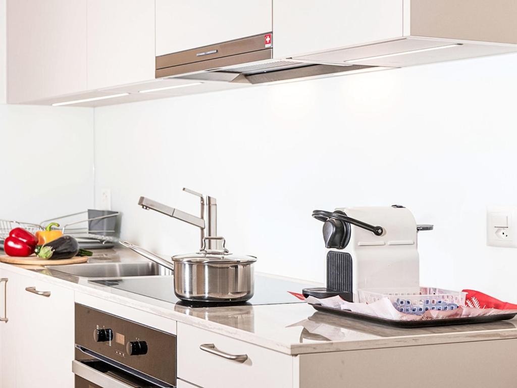 Apartment Laurin-1 by Interhome - 4