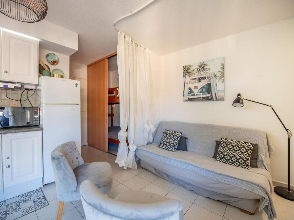 Apartment Turquoise-12 by Interhome - 4