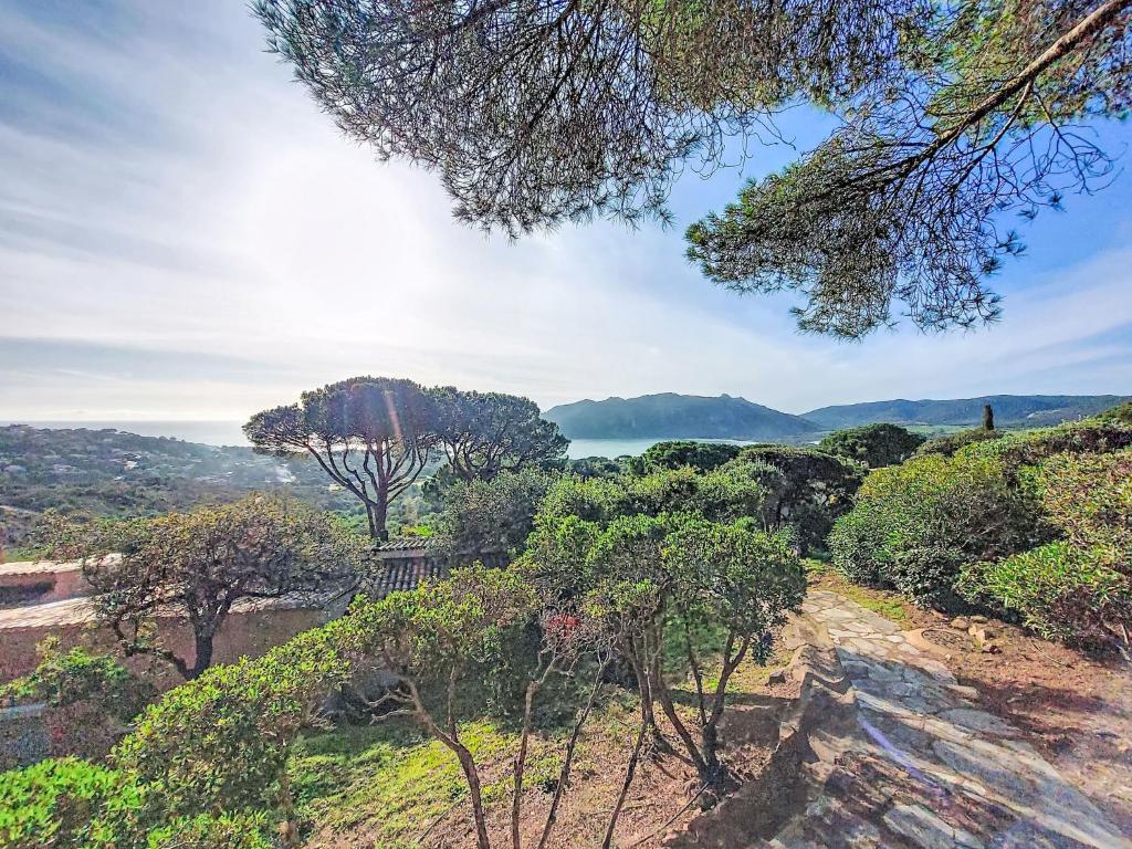 Apartment Marina Di Santa Giulia by Interhome - 2