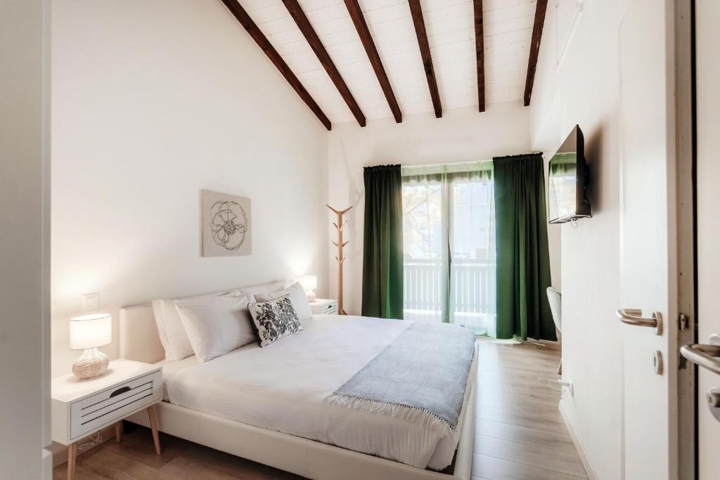 Florida Ascona Rooms by Quokka 360 - Between the Lake and the City - 1