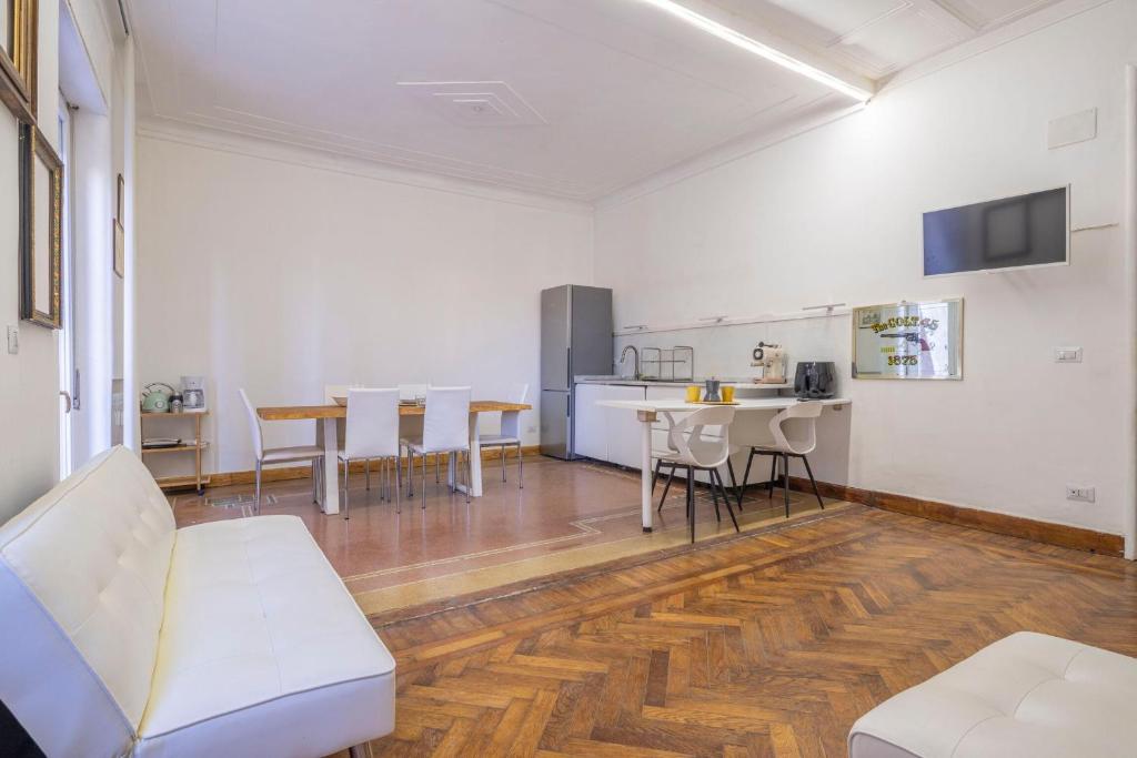 La Casa di Bruno, Terrace, in the Heart of Genova - 5