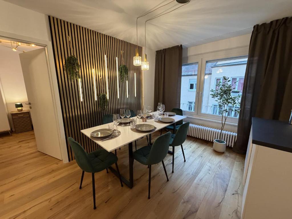GoldenKey-Suites - Spacious Luxury Apartment in the Heart of Augsburg Old Town - Premium Open-Plan Kitchen - 5