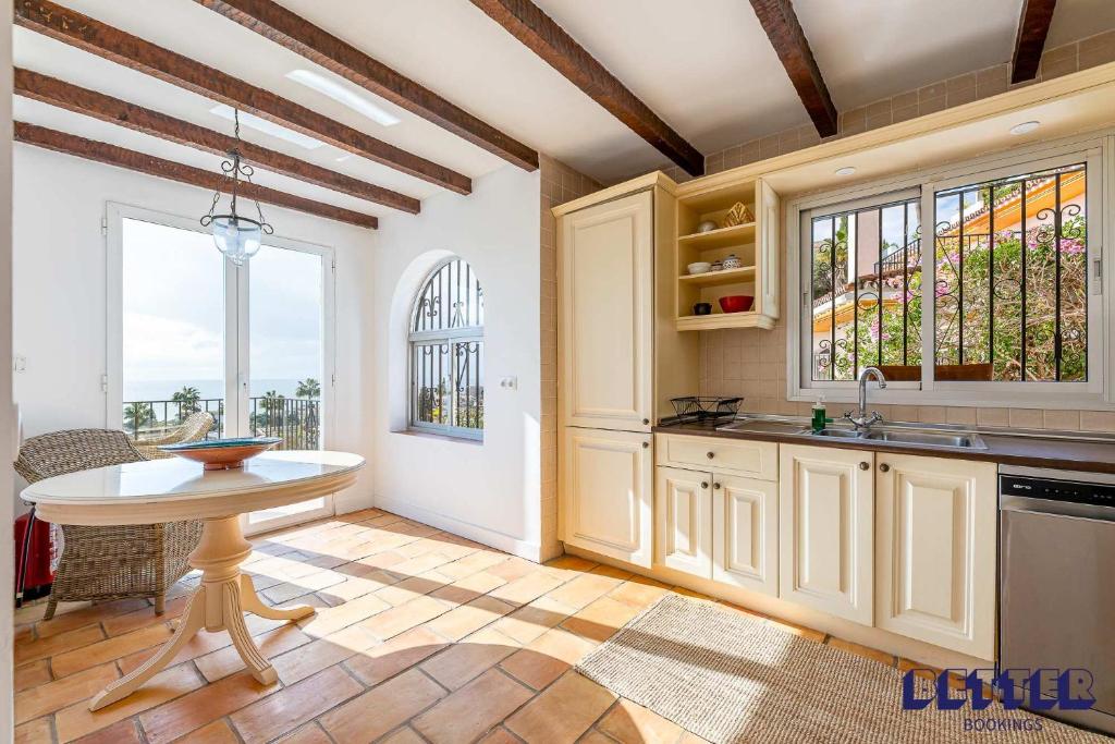 3BR Villa Pool And Seaviews By Better Bookings - 2