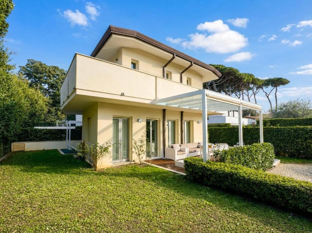 Villa Morin, Forte dei Marmi - 1