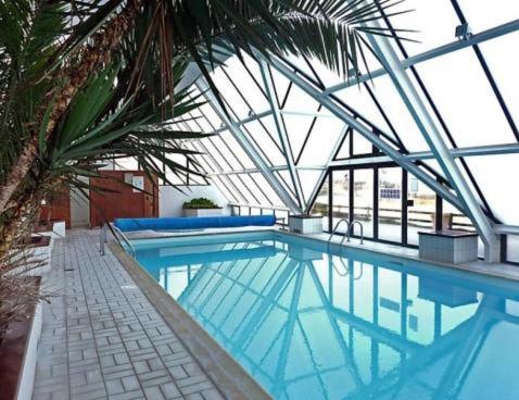 Piscine, balcon, Stationnement, Vue box hippodrome - 4
