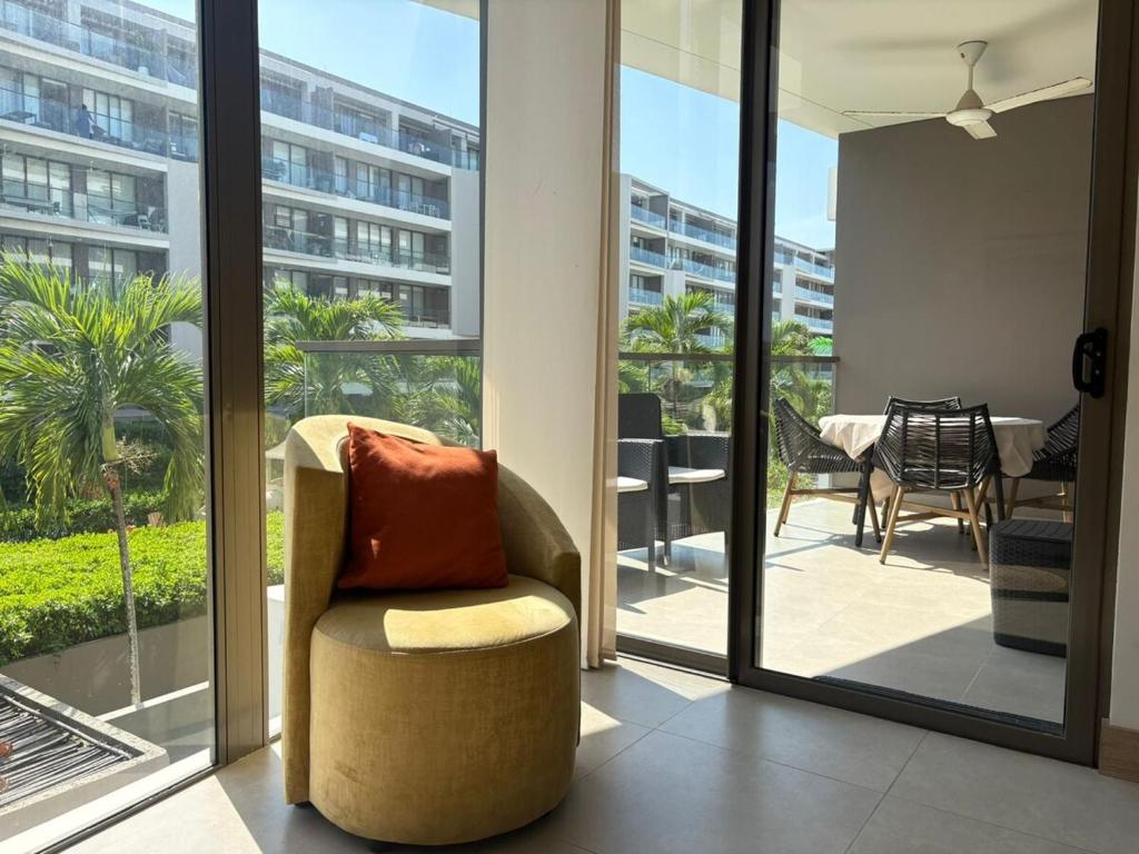 Apt 2 rooms with private beach and ideal pool - 5