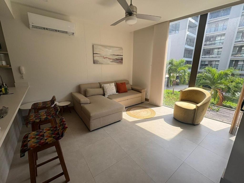 Apt 2 rooms with private beach and ideal pool - 4
