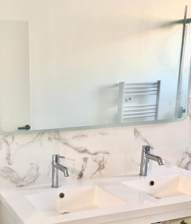 KING SUITE a luxury stay - 4