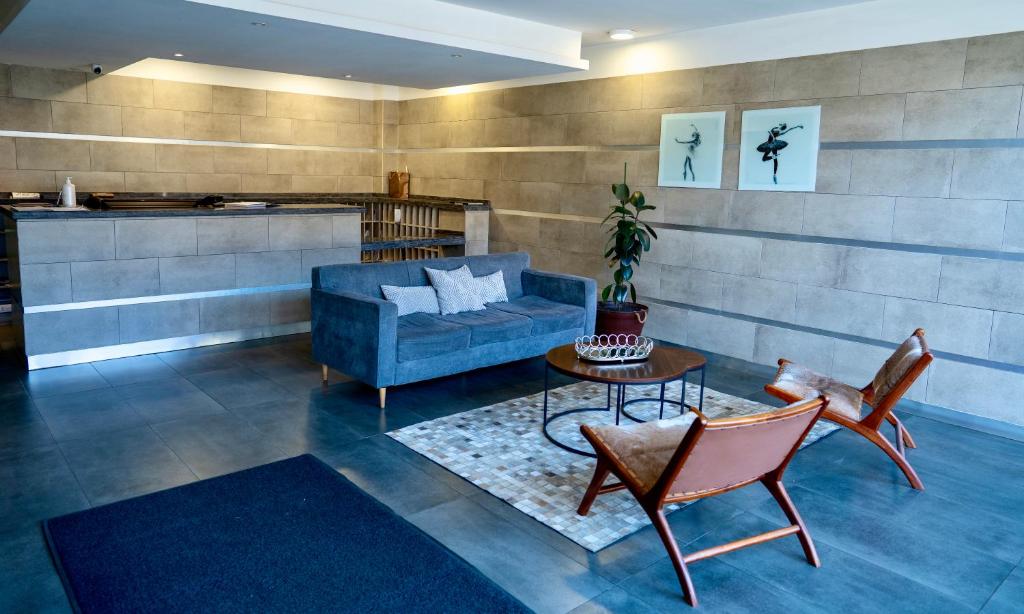 DEPARTAMENTO PREMIUM en Chillán Centro, full equipado, cómodo, con estacionamiento, factura para empresas, wifi de alta velocidad - 4