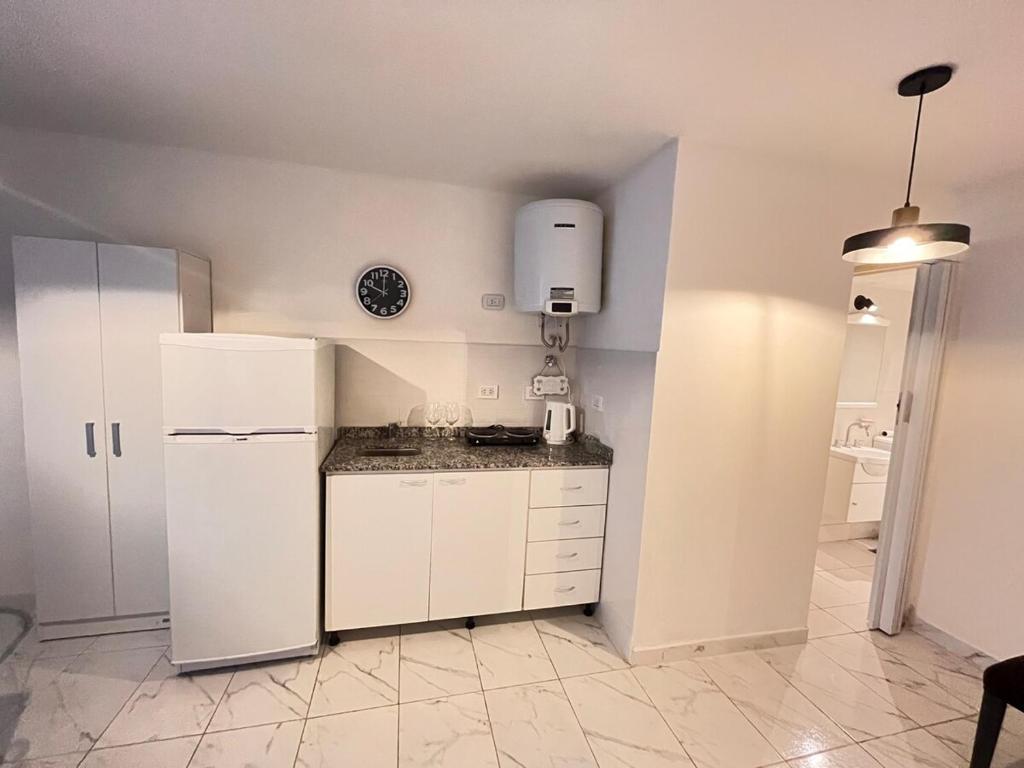 Comfortable apartment in the middle of the pedestrian area with AC - 3