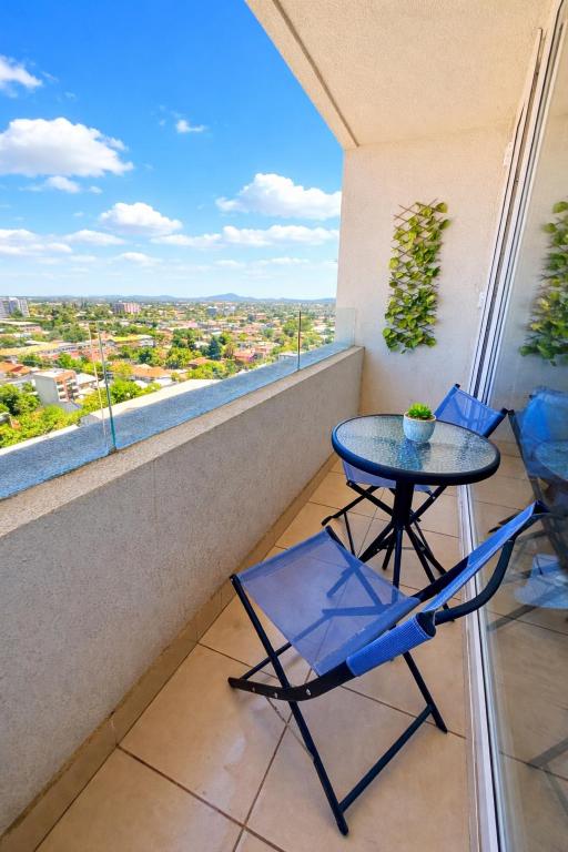 DEPARTAMENTO ACOGEDOR Y TRANQUILO en Chillán Centro, full equipado, ideal para descansar, Wifi y Estacionamiento - 5