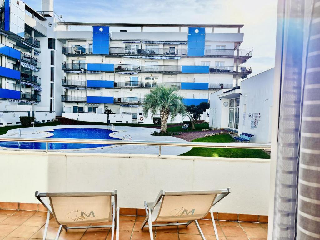Encantador Bajo con Terraza Cerca Playa - ES-258-183 - 3