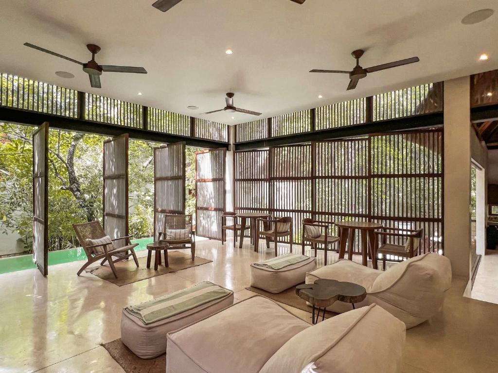 Jungle Villa infinity pool & concierge - 4