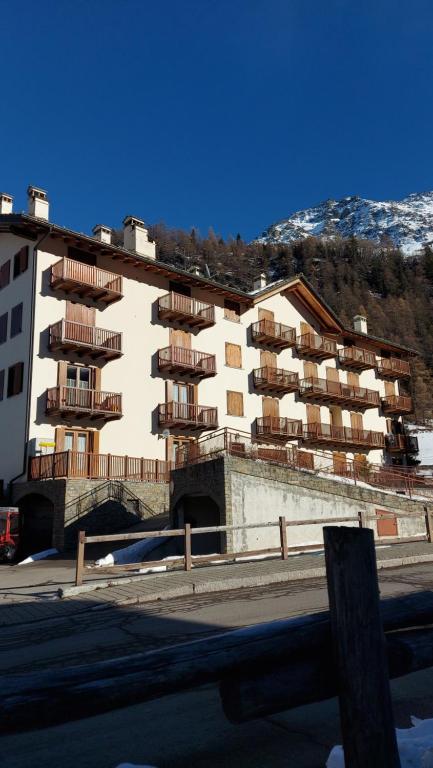 Trilocale BELVEDERE Alloggio ad uso turistico - VDA - LA THUILE - CIR 0068 - 5