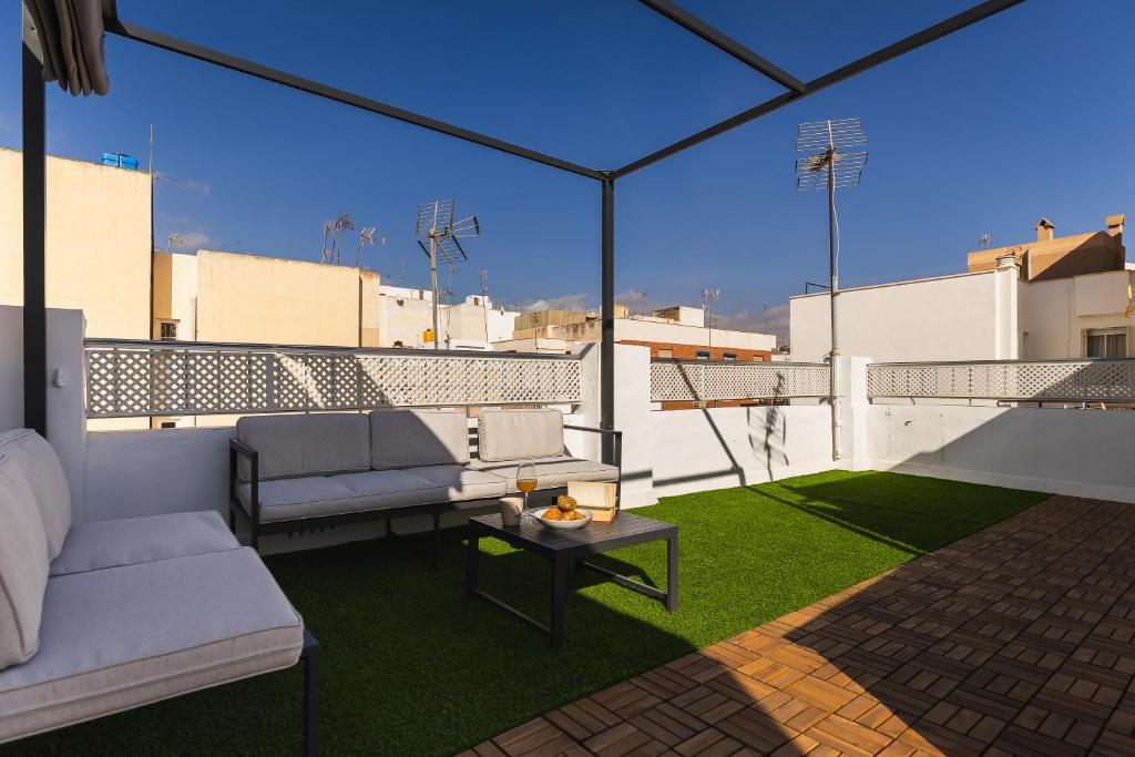 Gran Capitán- Casa en el centro con 3 habitaciones y terraza - 1