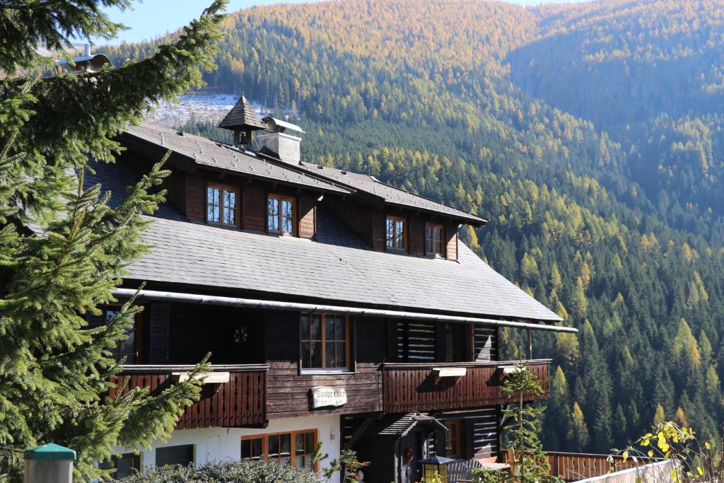 Oswald Lodge - surrounded by nature - 2