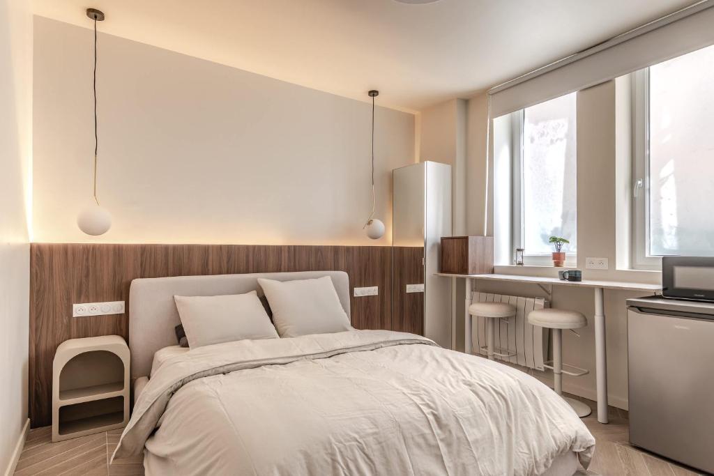 Elegant Renovated Apartment - 2