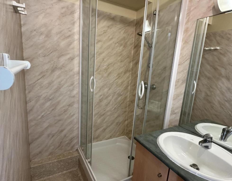Studio Apartment with swimming pool - 4