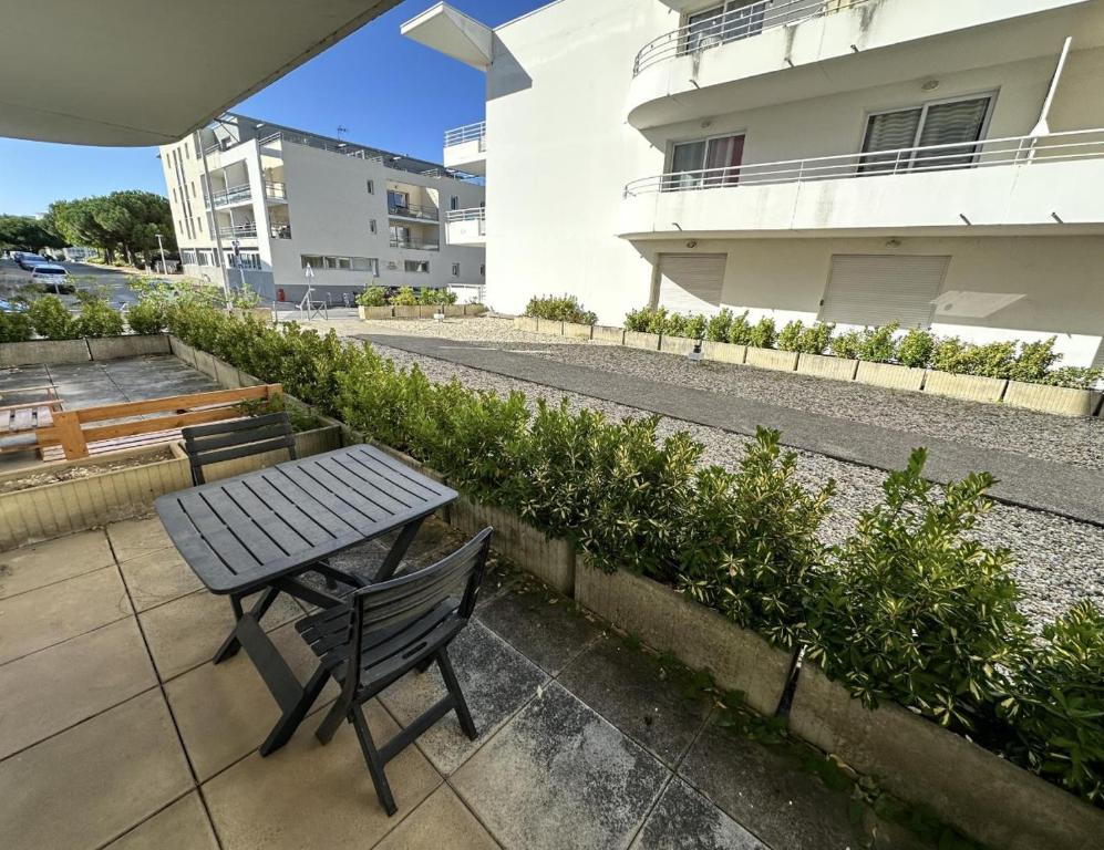 Studio Apartment with swimming pool - 5