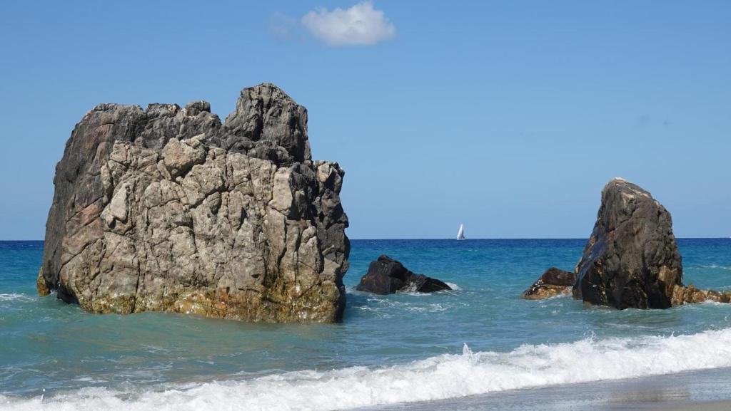 Casa fronte mare a San Saba - 2