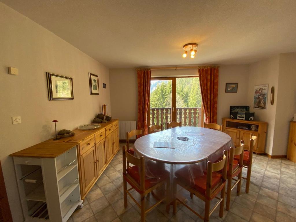 Appartement confortable avec parking près du centre-ville à Châtel - FR-1-693-123 - 2