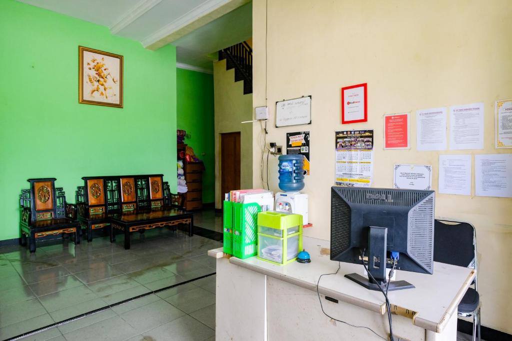 フロント・ロビー