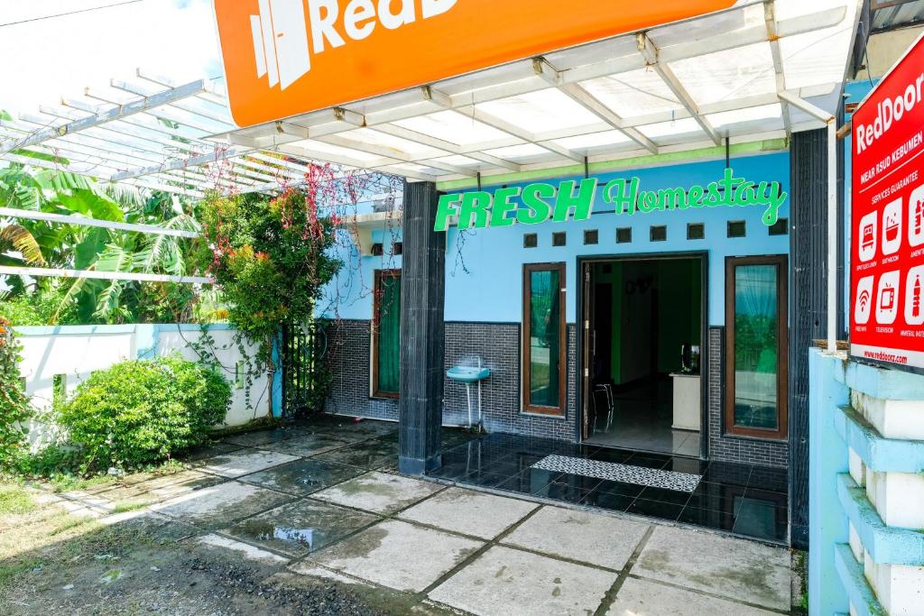 RedDoorz near RSUD Kebumen 2 エントランス