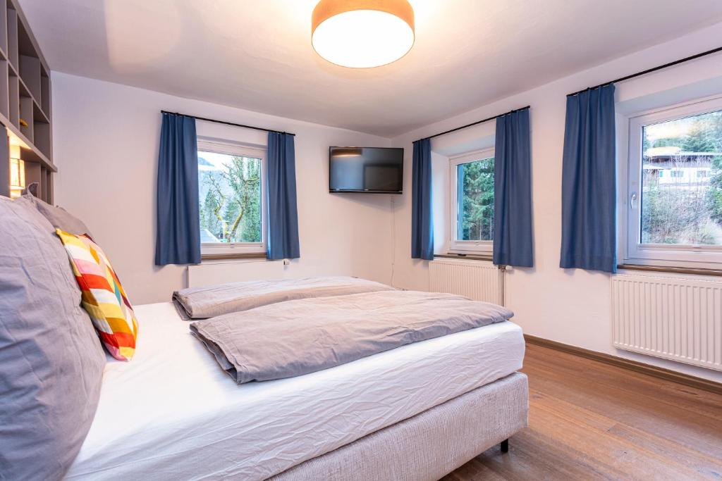 Großes Ferienhaus für 10 Personen mit Kachelofen & Bergblick - 2