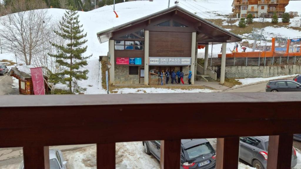 DUPLEX 50 m2 aux pieds des pistes les saisies hauteluce et contamines montjoie 6 personnes 1 chambre et un coin nuit - 2