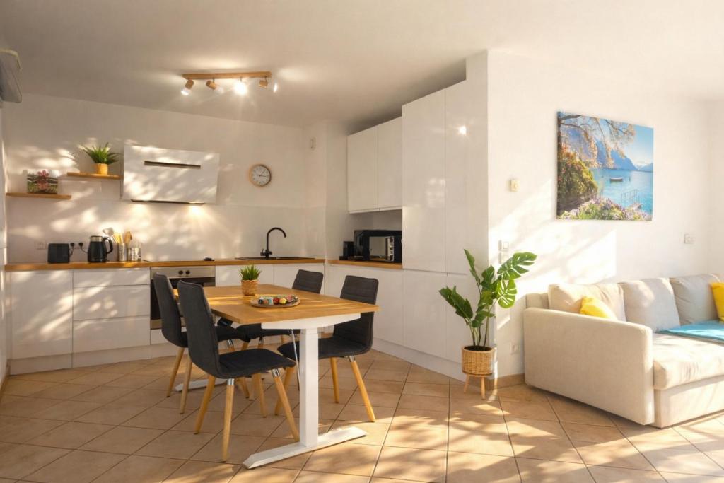 T2 de 56m2 - Genève à 5 min- Parking Privé Gratuit - 2